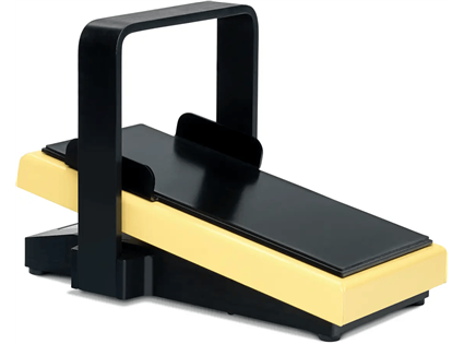 The multifunctional pedal